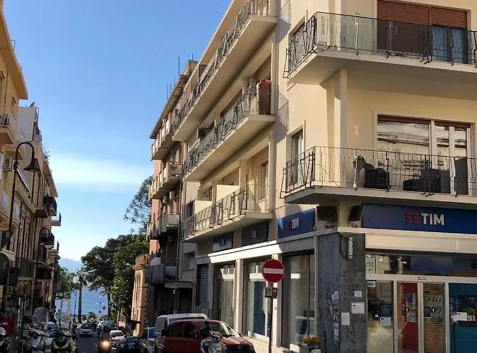 Leus 4* Reggio Calabria